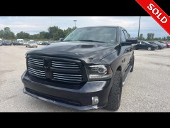 BUY RAM 1500 2016 4WD CREW CAB 140.5