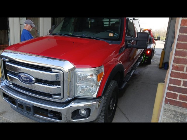 BUY FORD F-350 CREW CAB 2015 4DR 168.4