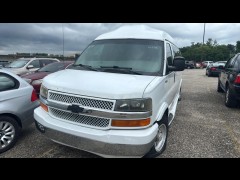 BUY CHEVROLET EXPRESS CARGO VAN 2005 2500 155